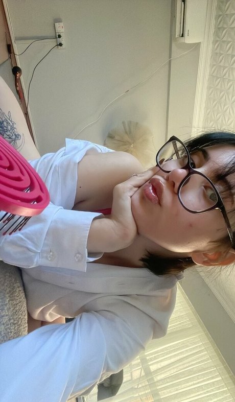 Nururkmz ヌード女優 写真