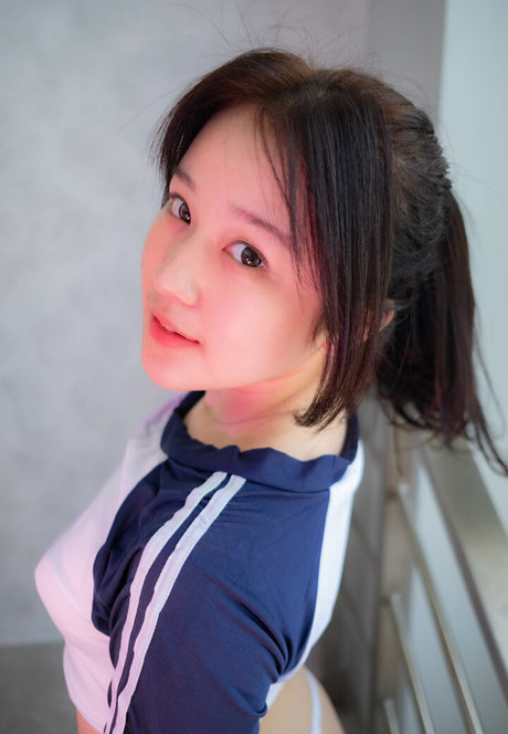 Kheren Natanya エロティックなスター 画像
