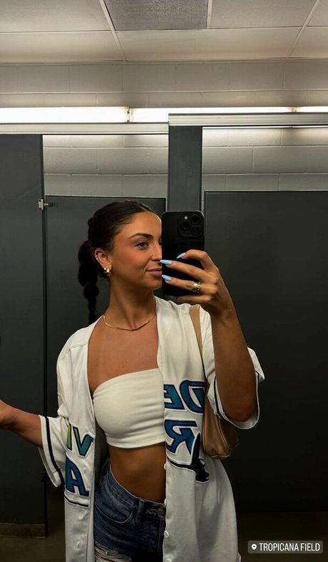 クックオンリーファンズ セクシー 写真