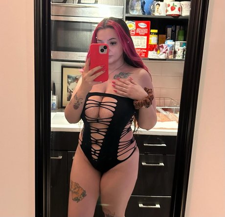 Celestialthot ポルノスター 可愛い 画像