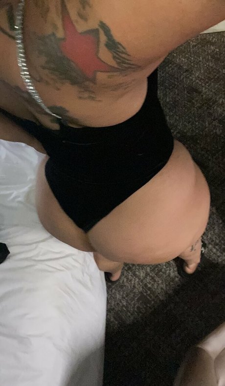 monicabunz セックスモデル 画像