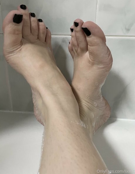 lixxxc 美しいスター 写真