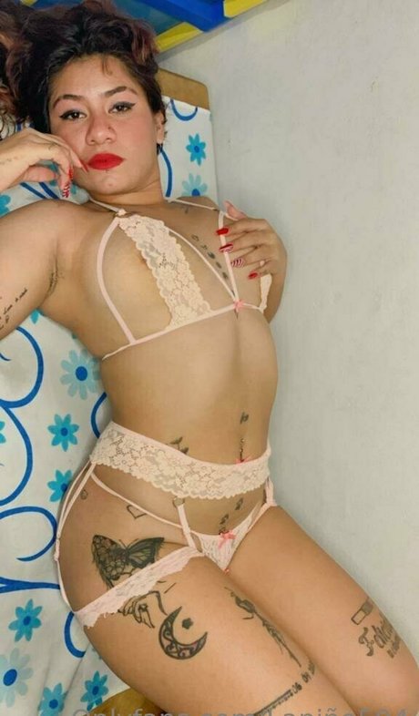 小人ヌードオンリーファンズ セクシーヌード 写真