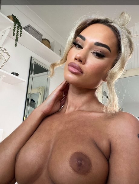 hxnnxhxxo かわいいポルノスター ギャラリー