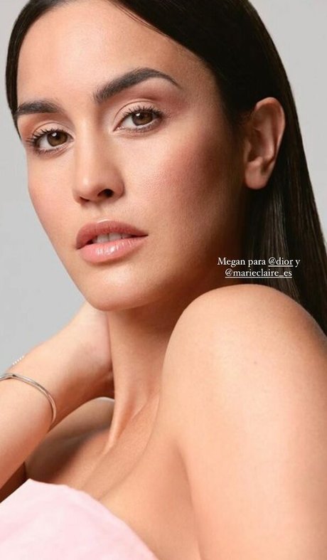 Megan Montaner ホットモデル 写真