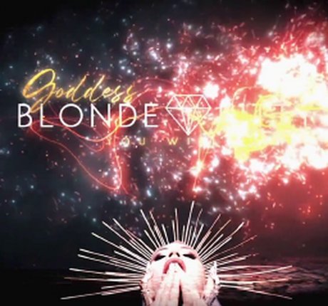 Goddess Blonde Kitty ヌードスター 写真