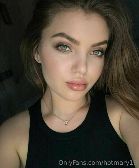 hotmary18 ポルノスター 独占 写真