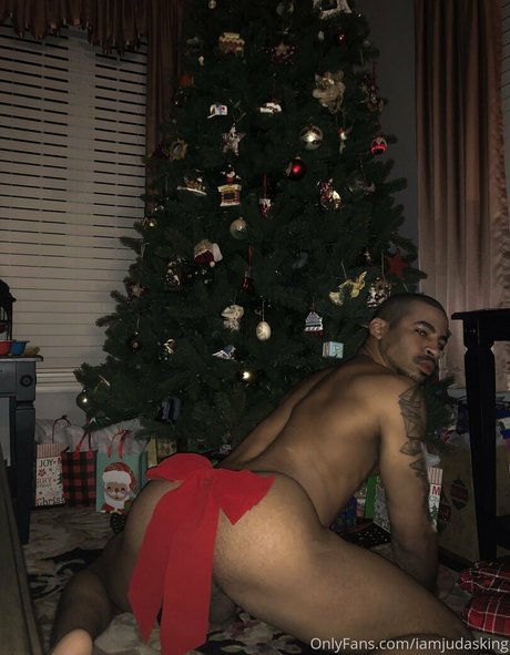 iamjudasking ポルノモデル 写真