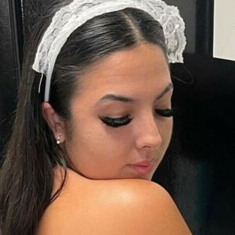 18ヌードオンリーファンズ ホットポルノ 写真