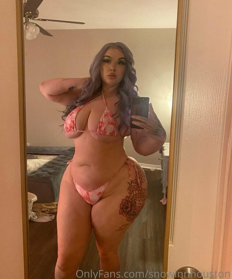 snowinnhouston 可愛い女優 画像