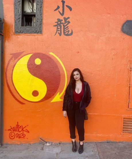 ビキニセックスオンリーファンズ 無料 画像