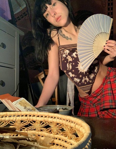 脱衣オンリーファンズ アートxxx 写真