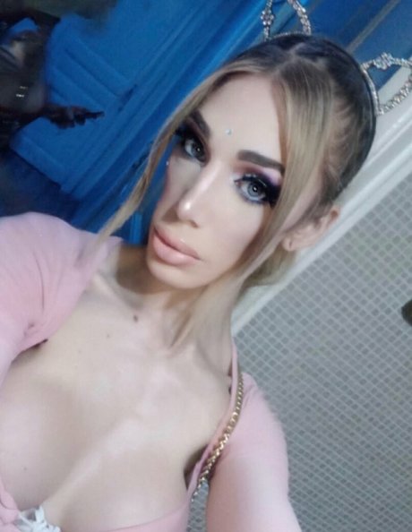 TsLindsayPrat ヌード女優 画像