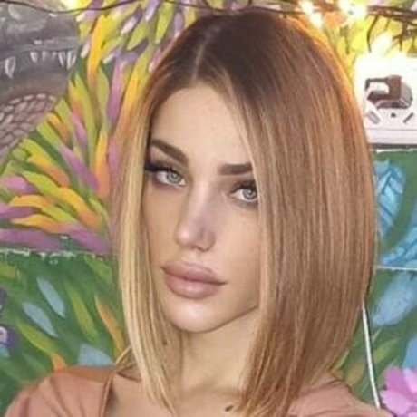 TsLindsayPrat ポルノスター 独占 画像