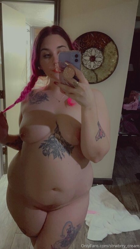 裸の写真 オンリーファンズ エロチック 画像