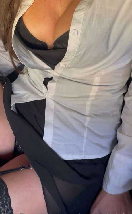 coppia smaliziata セクシーなスター 写真