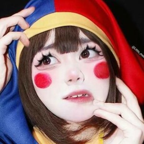 little mewi セクシーモデル 写真