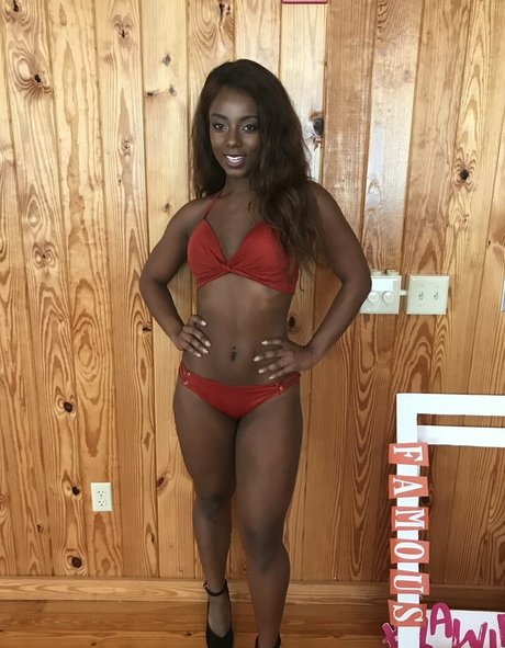 goddessdevyn トップスター 写真
