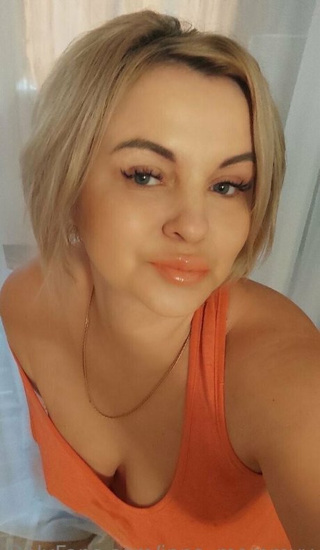 inna mommyy top profile image