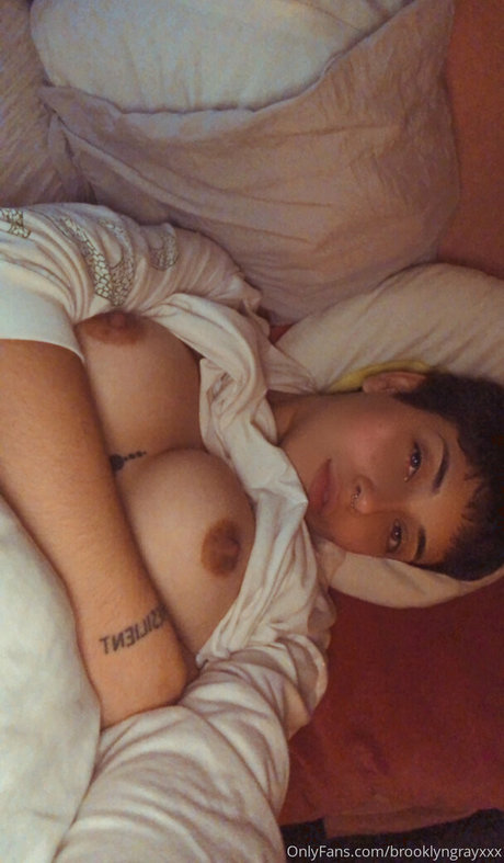 brooklyngrayxxx ポルノモデル 画像