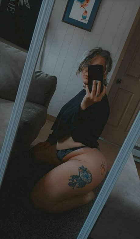 babyyduckie97 高品質モデル 画像