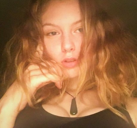 Jade Stone ポルノ女優 写真