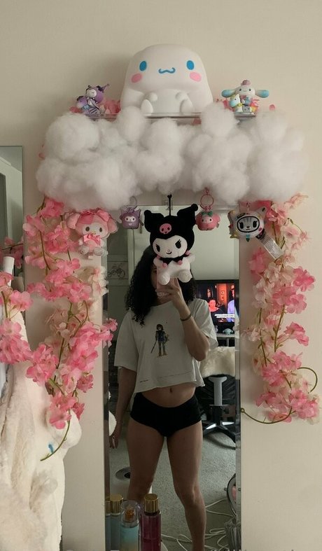 アジア人ボディビルダー オンリーファンズ 無料セクシー 画像