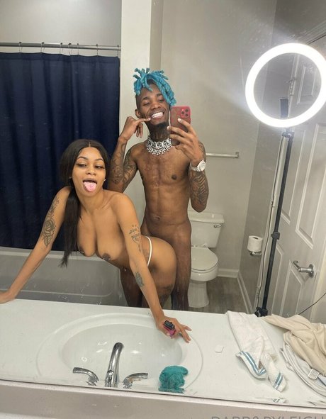 異人種間乱交オンリーファンズ エロチック 写真