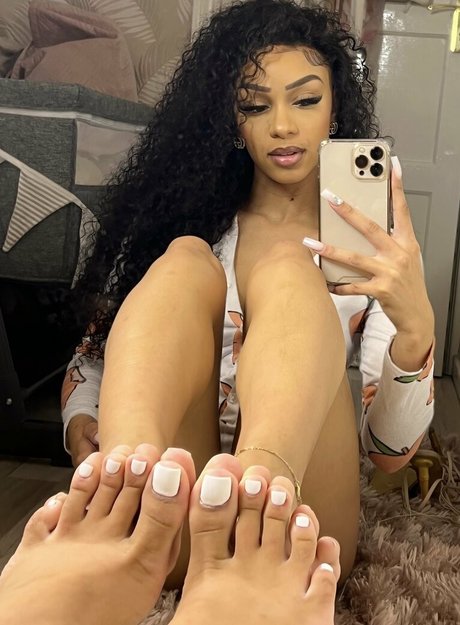 herfeetonfleek エロティックなスター 写真