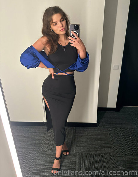 alicecharm xxx女優 画像