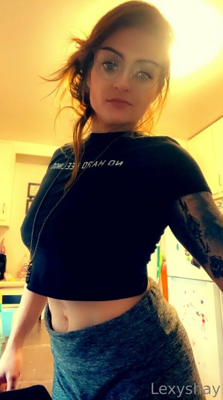 lexybebe5 ポルノモデル 画像