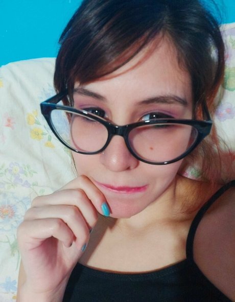 zzwei7 XXXモデル 画像