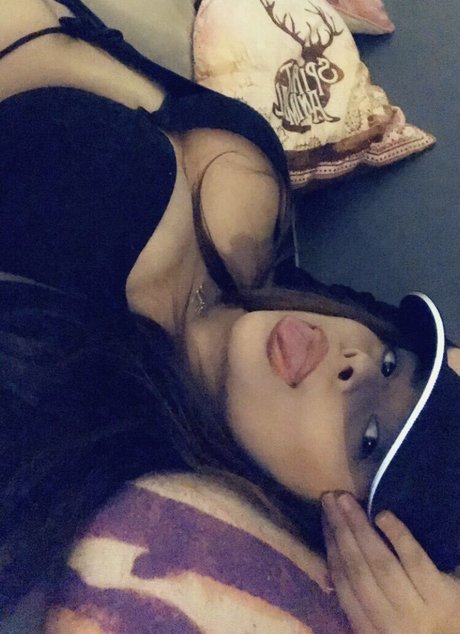 silllymel 裸の女優 画像