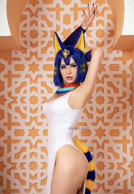 Quick kiwi セクシーモデル 画像