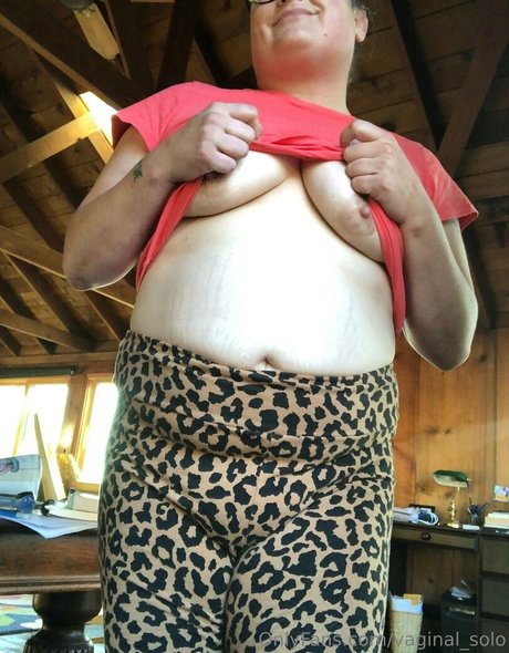 ビキニファックオンリーファンズ アートポルノ アーカイブ