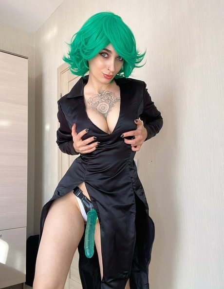 ester witch セクシーなポルノスター 画像
