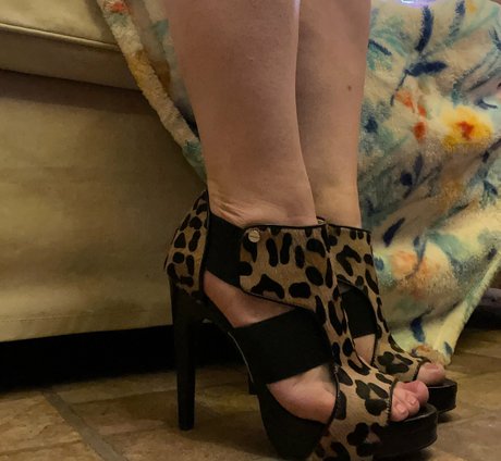 leena love ポルノ女優 写真