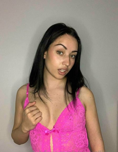 emmacollinsxo 裸のモデル 写真