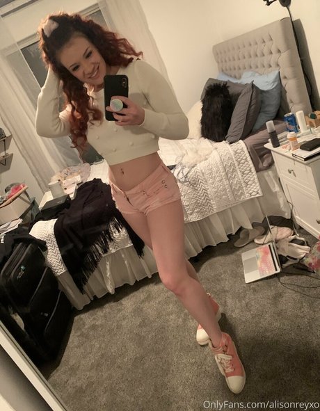 ポルノスターオンリーファンズ 無料セクシー 写真