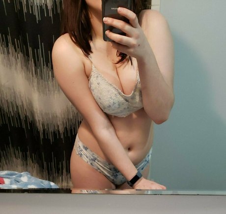 lle222 かわいいポルノスター ギャラリー