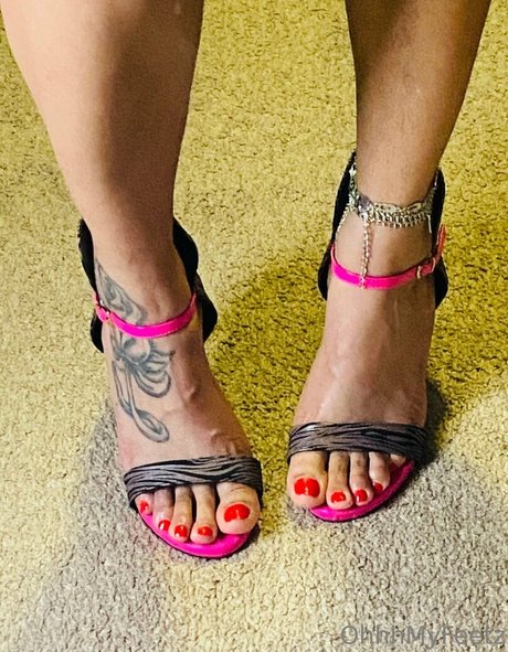 ohhhmyfeetz ヌード女優 写真