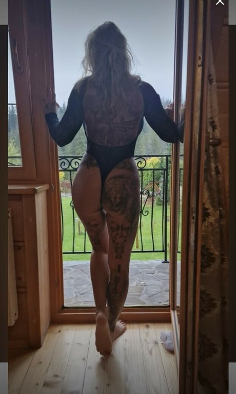 Silvie Stubenvoll 完璧なスター 写真