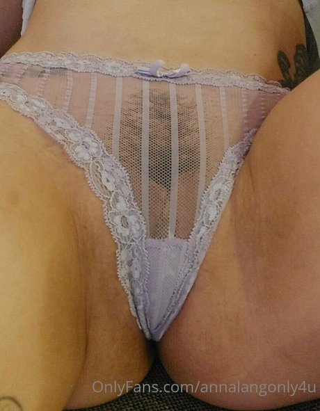 annalangonly4u ポルノスター 裸 画像