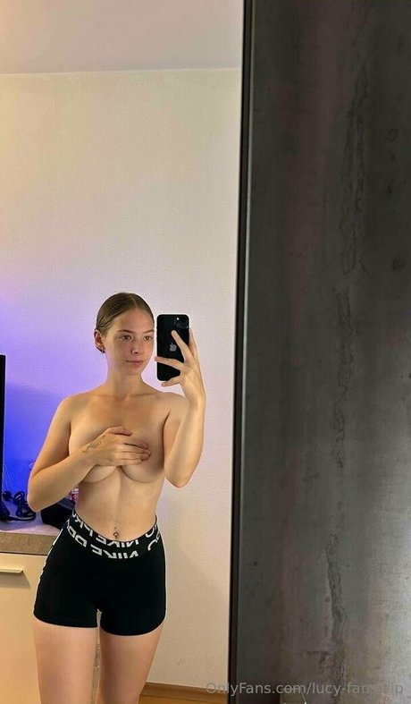 脱衣オンリーファンズ ホットセクシー アーカイブ