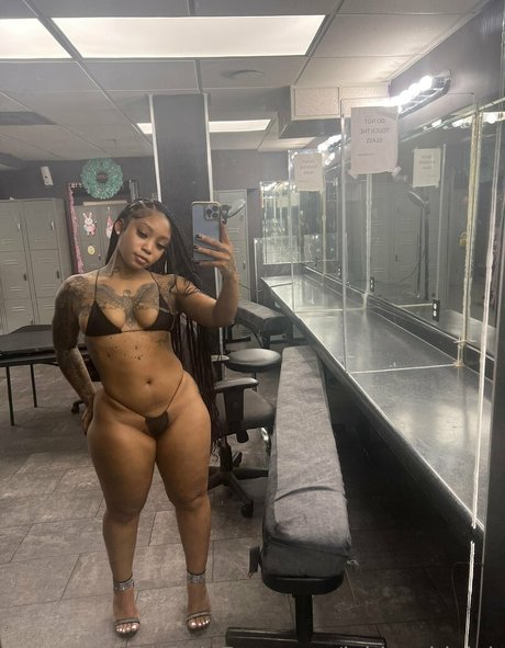 jaidaashleigh アートモデル 画像