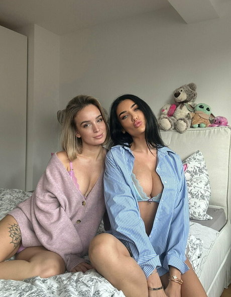 ホットなティーンオンリーファン アートxxx 写真