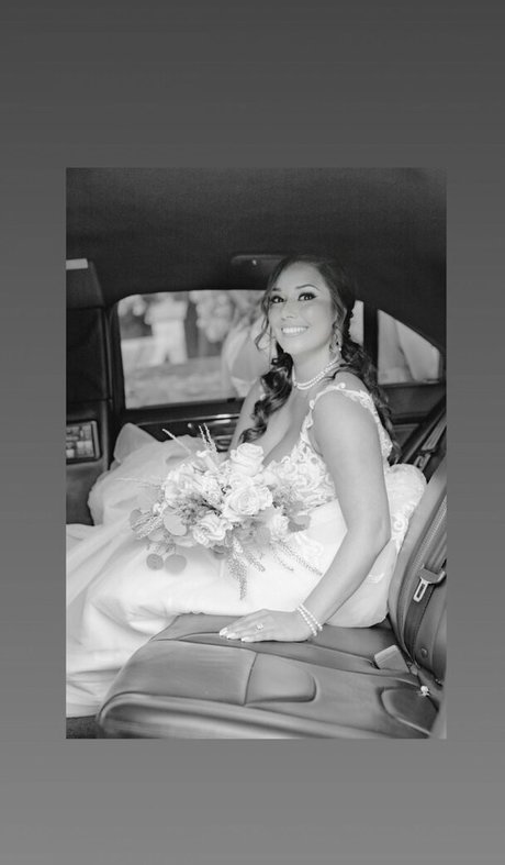 黒檀の厚いオンリーファンズ ホット裸 写真