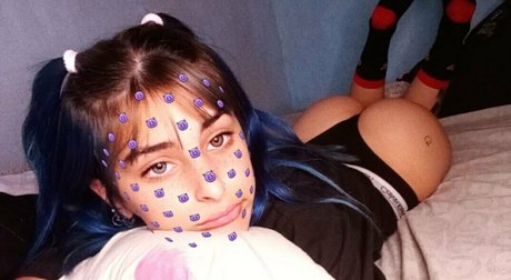 m 4 r u c h 4 n 独占スター 写真