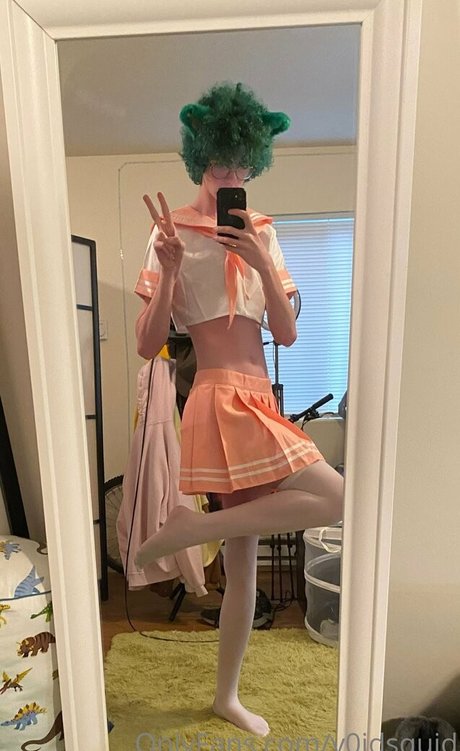 セクスティング無料オンリーファンズ セクシーヌード 画像