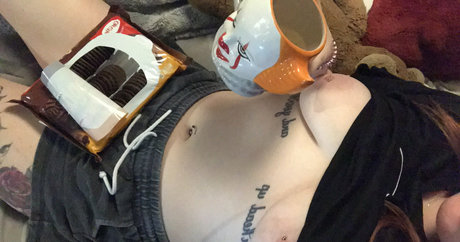 devikurr ポルノスター アート アーカイブ